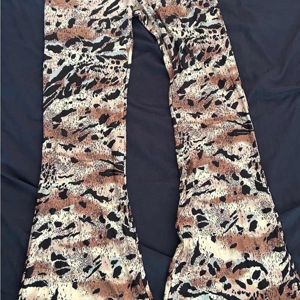 Novella Royale Janis Bells Savannah Sands Print Bell Bottom Pants EUC Size M